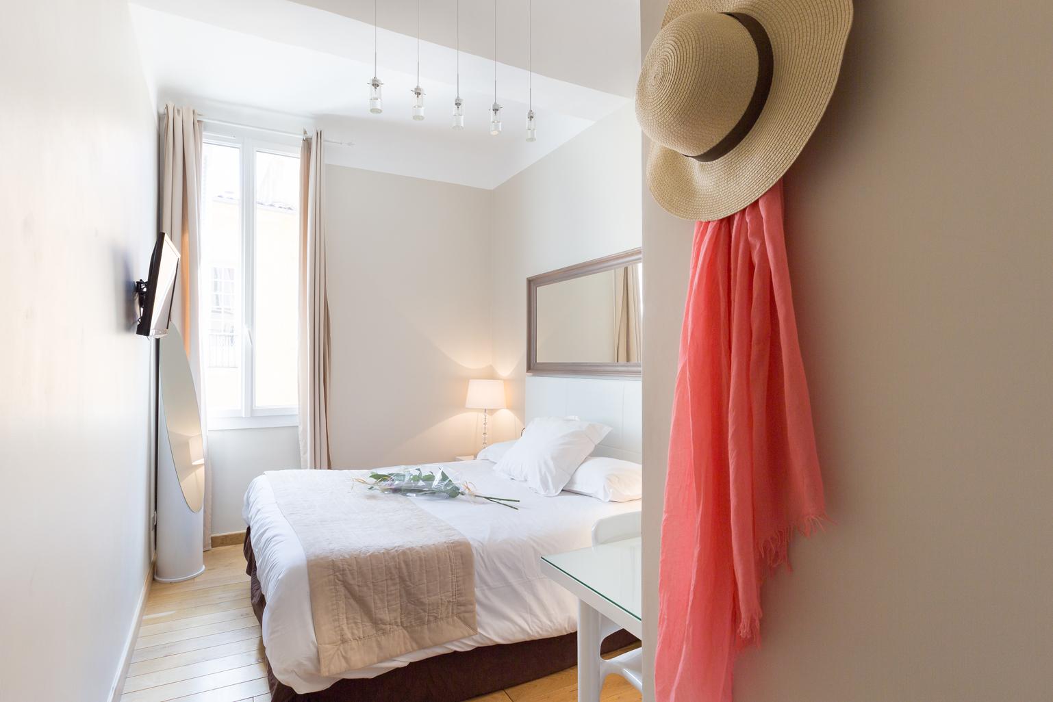 Hotel De France 3*